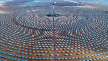 le soleil et le vent font du maroc une nouvelle centrale energetique propre